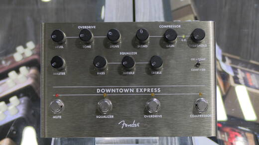 Fender Downtown Express Bass Multi Effect | Long & McQuade